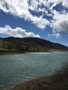 Waves, Sky, Beach and Shore of Lake Nozoriko Gunma Japan