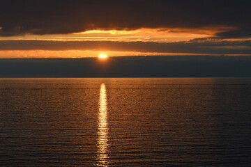 guardo fuori e vedo questo bellissimo tramonto