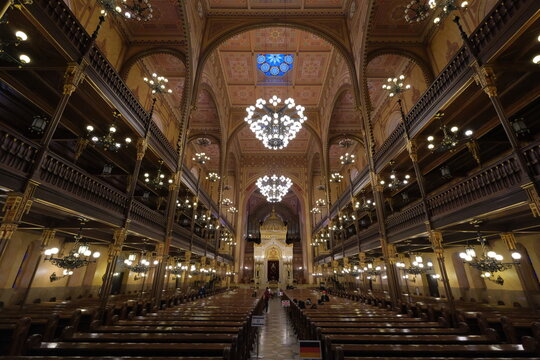 dohany big synagogue in  Budapest Hungary december 2021