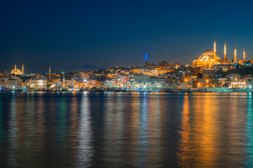 Obraz na płótnie Canvas Istanbul City at night