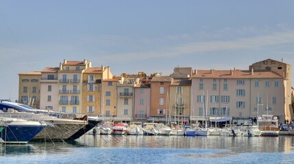 port de plaisance de Saint-Tropez sur la french Riviera dans le Var, sud de la France