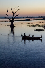 Fisherman boat on the lake in Birma.