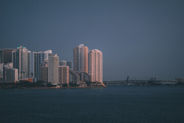 Fototapeta premium city skyline at night urban MIAMI buildings sea bridge