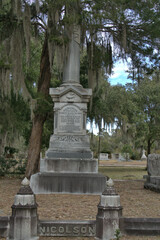 Fototapeta na wymiar Bonaventure Cemetery is a rural cemetery located on a scenic bluff of the Wilmington River, east of Savannah, Georgia.