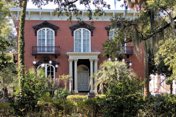 Fototapeta na wymiar Colorful Homes of downtown Savannah, Georgia