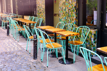 French restaurant - tables on the street - 485066250