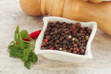 Peppercorn mix heap in the bowl