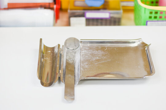 Pill counting tray in a pharmacy