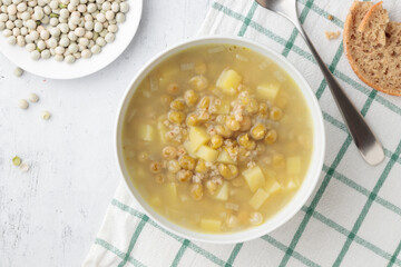 Green pea soup