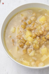 Green pea soup