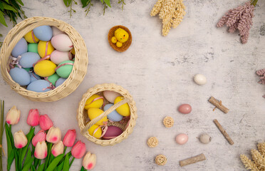 easter eggs and flowers