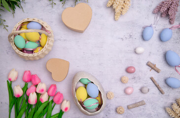 Obraz na płótnie Canvas easter eggs on a wooden background