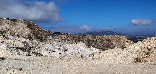 pedreira que fica em são tome das letras