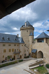Fototapeta na wymiar Die Höhenburg Château de Malbrouck in Manderen, Frankreich