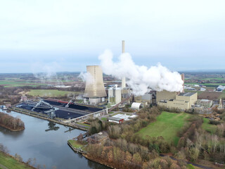 Kraftwerk Heyden in Petershagen/Lahde, Nordrhein Westfalen, Deutschland Steinkohlekraftwerk