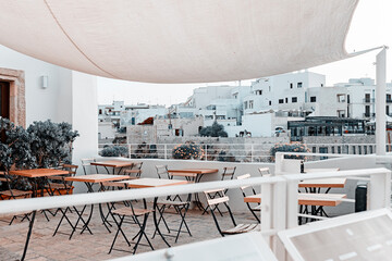 Polignano a mare ristorante sulla roccia