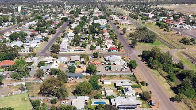 Streets and downtown of Nyngan rural residential settlement in outback 4k.
