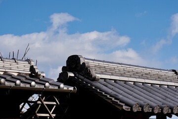 Naklejka premium 瓦屋根