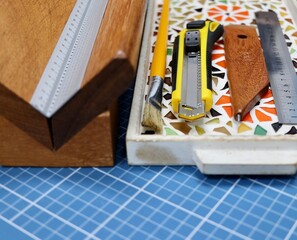 the bookbinding tools