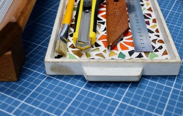 the bookbinding tools
