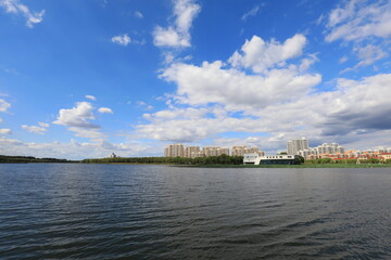 Obraz premium Sunny waterfront urban architectural scenery, North China