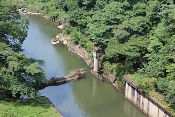 日本の来島ダムの写真