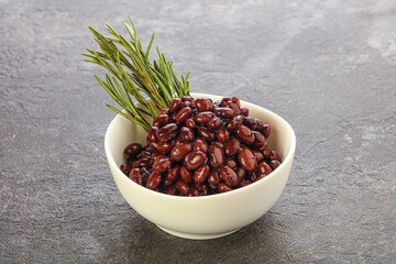 Vegan cuisine - black kidney in the bowl