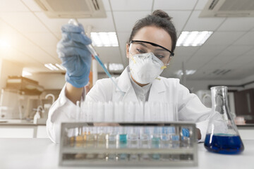 Female scientist in the laboratory