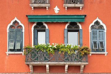Fototapeta na wymiar Traditional mediterranean house architecture in Venice, Italy