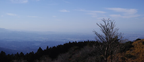 秋の登山 山頂からの景色