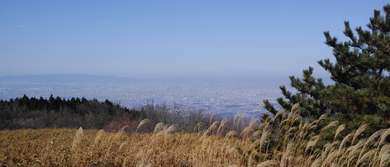秋の登山 山頂からの景色