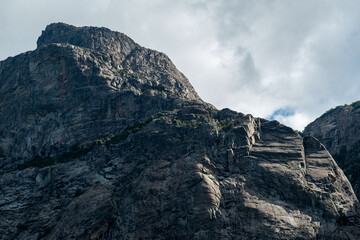 Mountain peak details	
