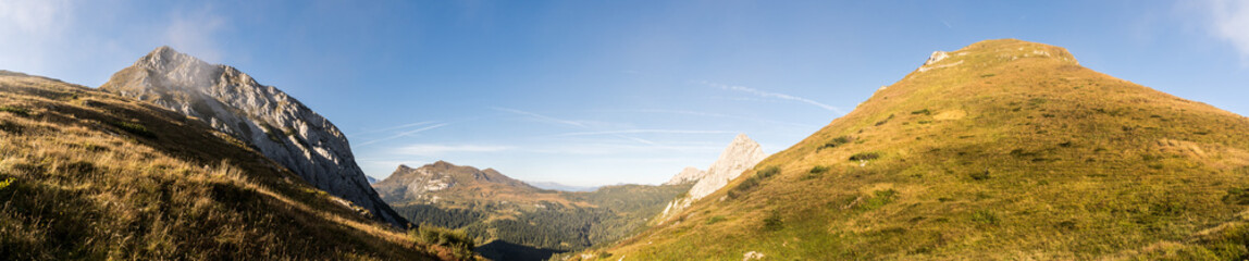 Naklejka premium Alpine panorama in the Carnic Alps