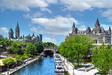 The Rideau Canal in Ottawa, Canada - obrazy, fototapety, plakaty