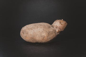 Ziemniak, mutacja dziwne kształty, naturalne jedzenie - obrazy, fototapety, plakaty