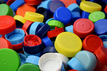 Plastics caps recycle