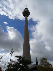 Obraz premium Berliner Fernsehturm: Berlin's Television Tower