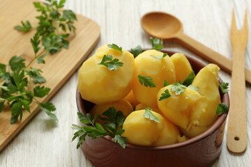 Coocked potatoes with herbs