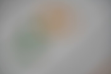 Helles, freundliches Bokeh, Verlauf von Farben mit orange, beige oder grau und grün