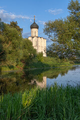Obraz premium One of the oldest church in Russia - Church of the Intercession on the Nerl (XII)