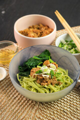 Mie Ayam Sayur Chicken Noodle