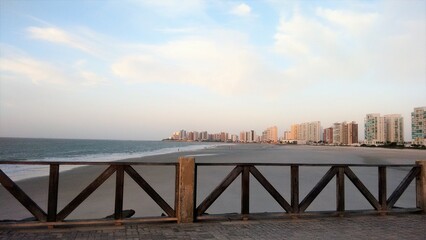 Obraz premium beach and city