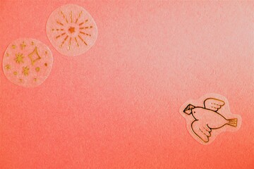 伝書鳩　幸運を運ぶ　チープな素材