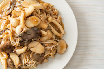 Stir fried mixed mushroom with oyster sauce