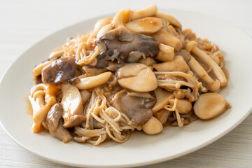 Stir fried mixed mushroom with oyster sauce