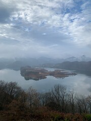 전라북도 임실군 옥정호 풍경, 한국, 호수, 강, 산, 캠핑 / Okjeongho Lake scenery in Imsil-gun, Jeollabuk-do, Korea, lake, river, mountain, camping