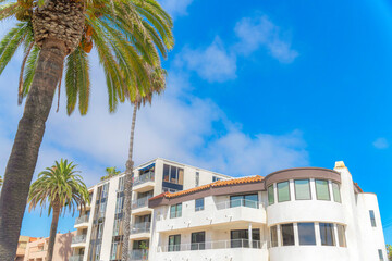 Naklejka premium Neighborhood multi-storey buildings with different designs at La Jolla, San Diego, California