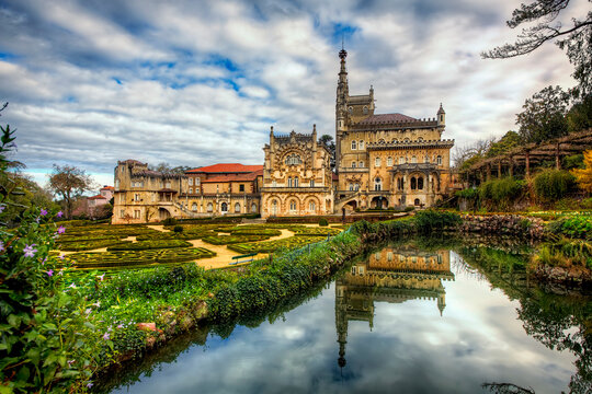 Gardens of the Bu&ccedil;aco Palace, Serra do Bu&ccedil;aco, Mealhada, Portugal