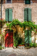 Fototapeta na wymiar Facade in the Beautiful Medieval Village of Vaison la Romaine, Provence, France