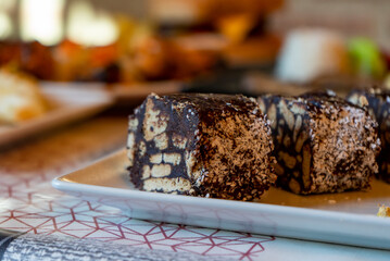 Lazy Cake en porciones preparado para comer en restaurante